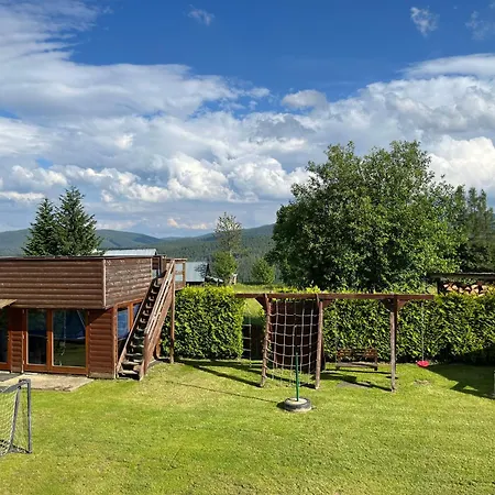 Nikol Dağ evi Oravská Lesná